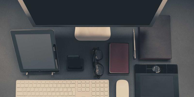 合成生物学与人工生命创造：科学家是否在扮演“造物主”角色？科技伦理与社会责任的十字路口