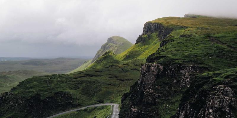 大数据伦理与生物伦理交汇处：人工智能医疗诊断的责任归属与伦理平衡