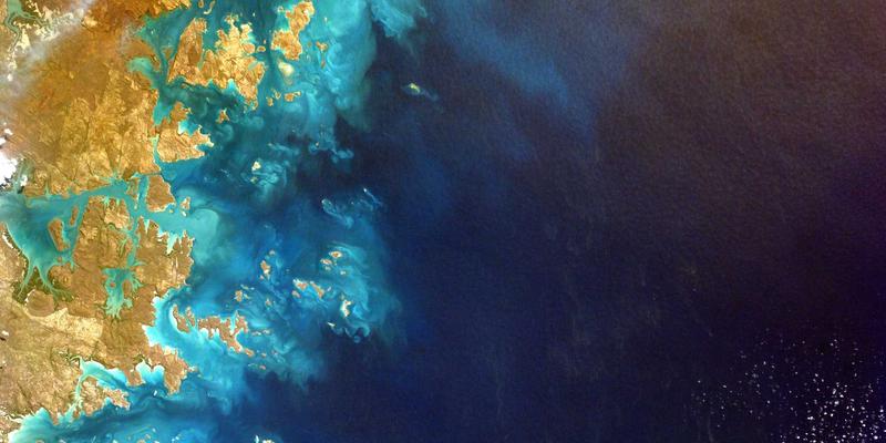 自动驾驶的道德算法：破解电车难题背后的科技伦理与社会责任